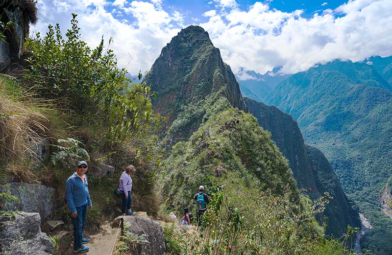 Camino a montaña Huchuy Picchu
