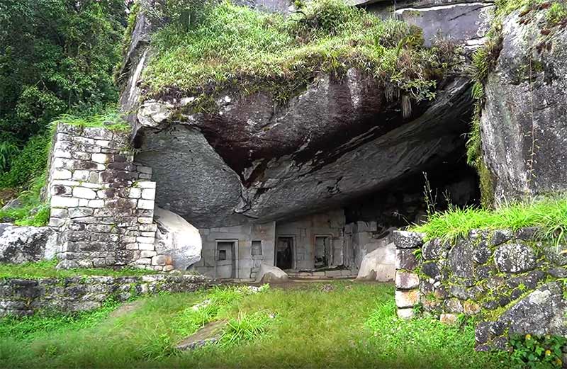 Templo da Lua - Montanha Huayna Picchu6