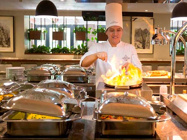 The 10 Tastings of Bangkok: Street Food Almuerzo Buffet Tinkuy